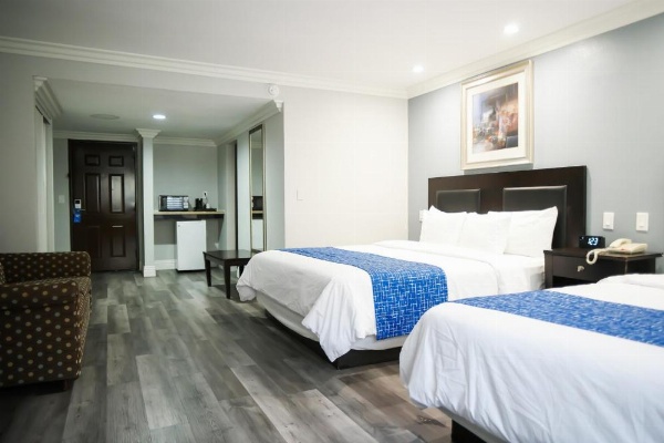 Days Inn by Wyndham West Covina image 14